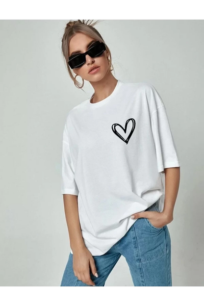 Muse Series - Kalp Desenli Oversize Tişört