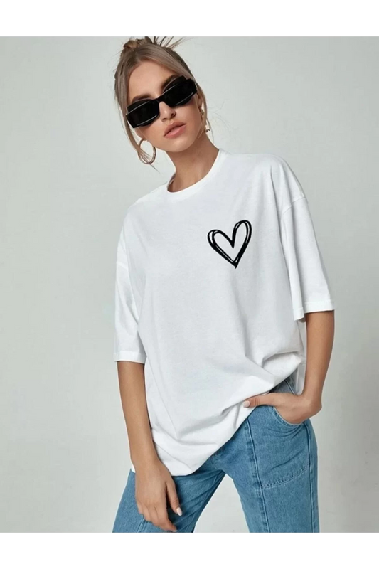 Muse Series - Kalp Desenli Oversize Tişört